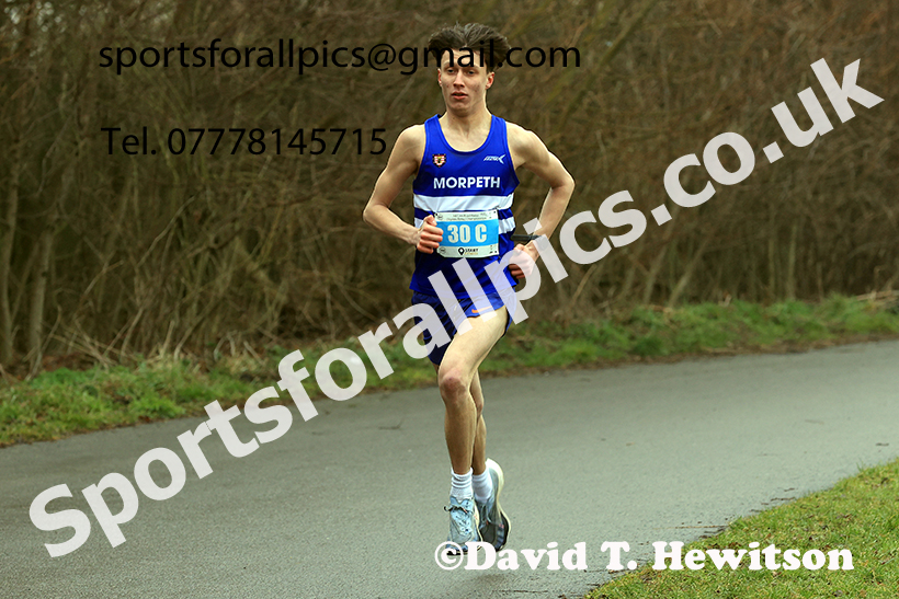 Senior Men and Over-35s to 49s Mens 2025 NECAA Royal Signals Road Relays Champs.,  Hetton Lyons Country Park, Hetton le Hole, County Durham. Photo: David T. Hewitson/Sports for All Pics